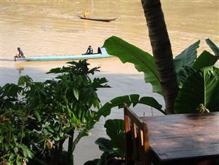 Riverside Guesthouse หลวงพระบาง ภายนอก รูปภาพ